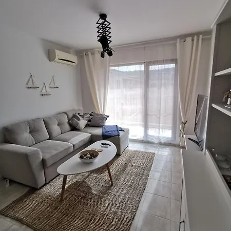 Lily - 408a Apartment *