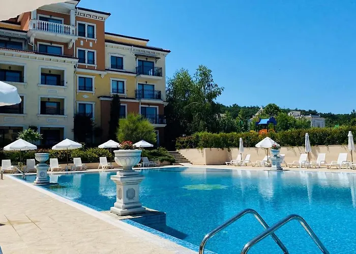 Lily - 408a Апартамент